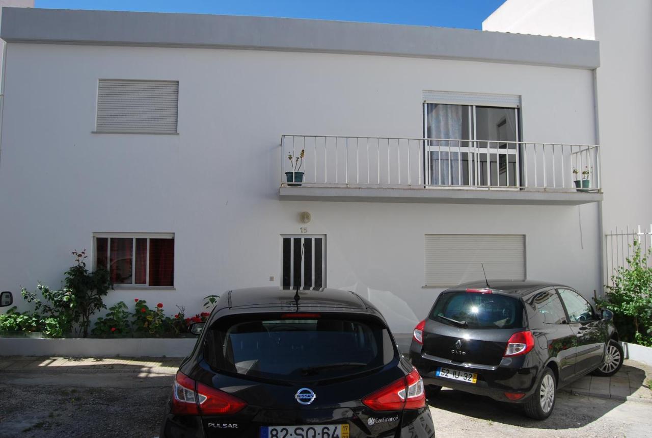 Apartamentos Mota Назаре Екстер'єр фото